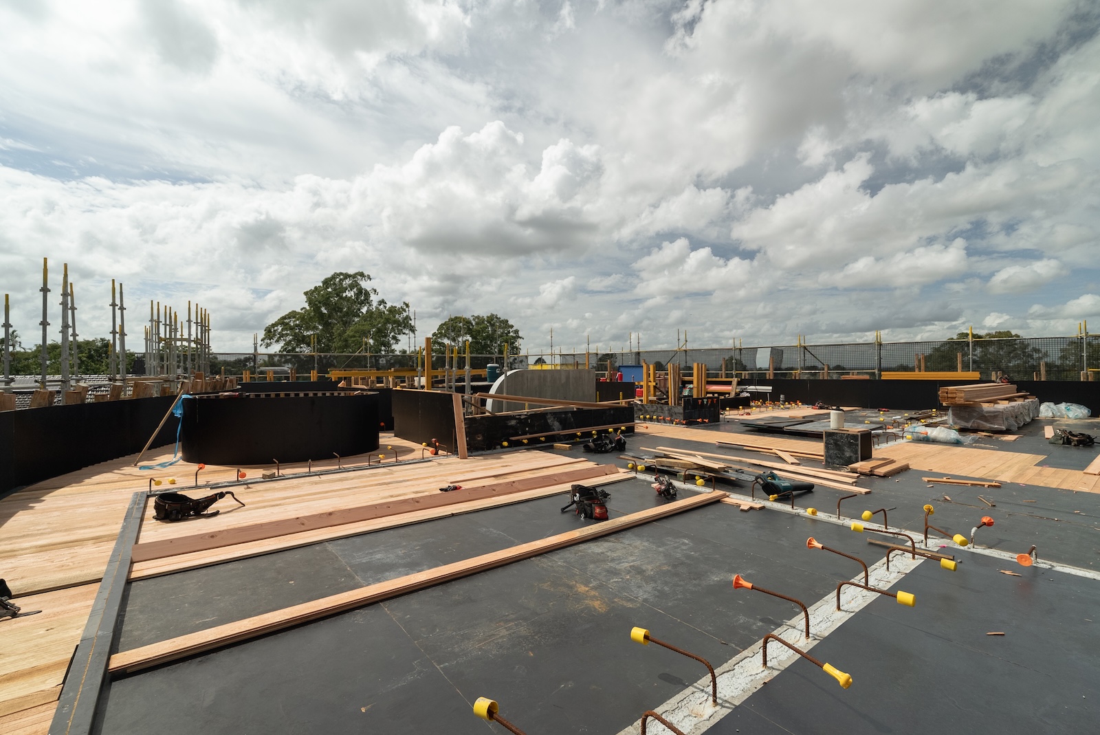 Custom build in Indooroopilly – distinctive luxury with SLa