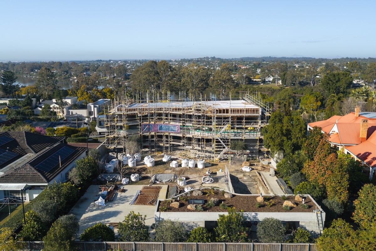 Custom build in Indooroopilly – distinctive luxury with Shaun Lockyer Architects