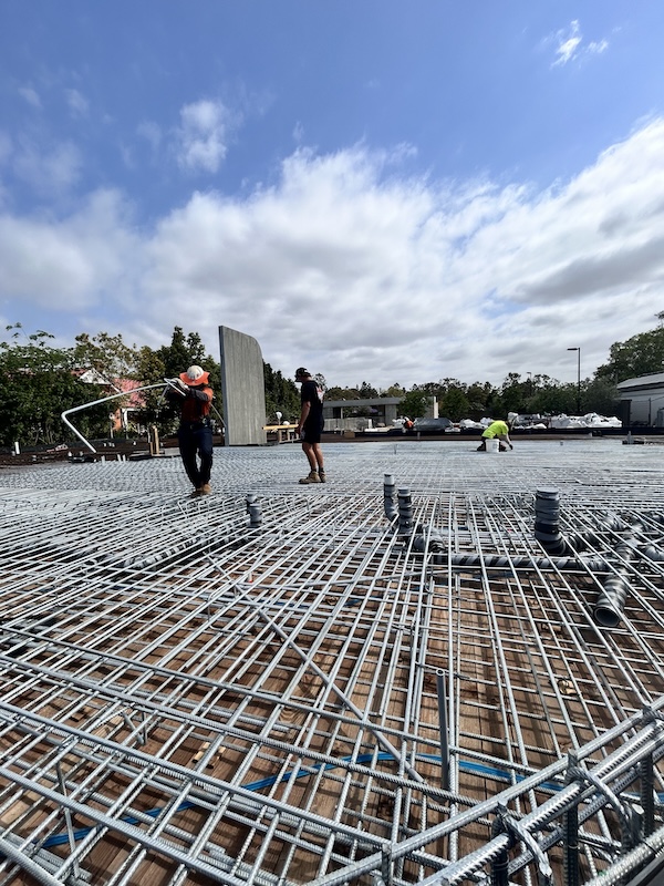 Custom build in Indooroopilly – distinctive luxury with SLa